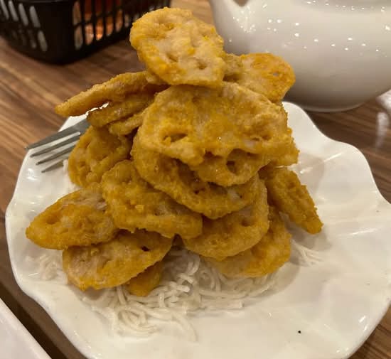 Lotus Root In Egg Yolk Salt 金沙蓮藕